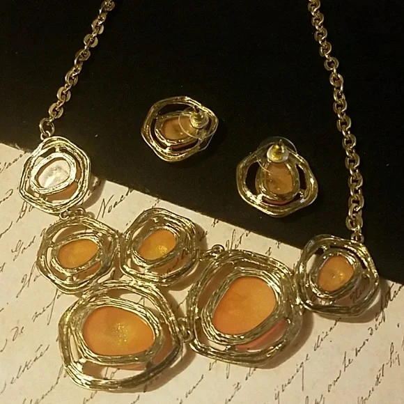 S171 Chunky & Fun Faceted Cobochon Necklace Set - Picture 7 of 15